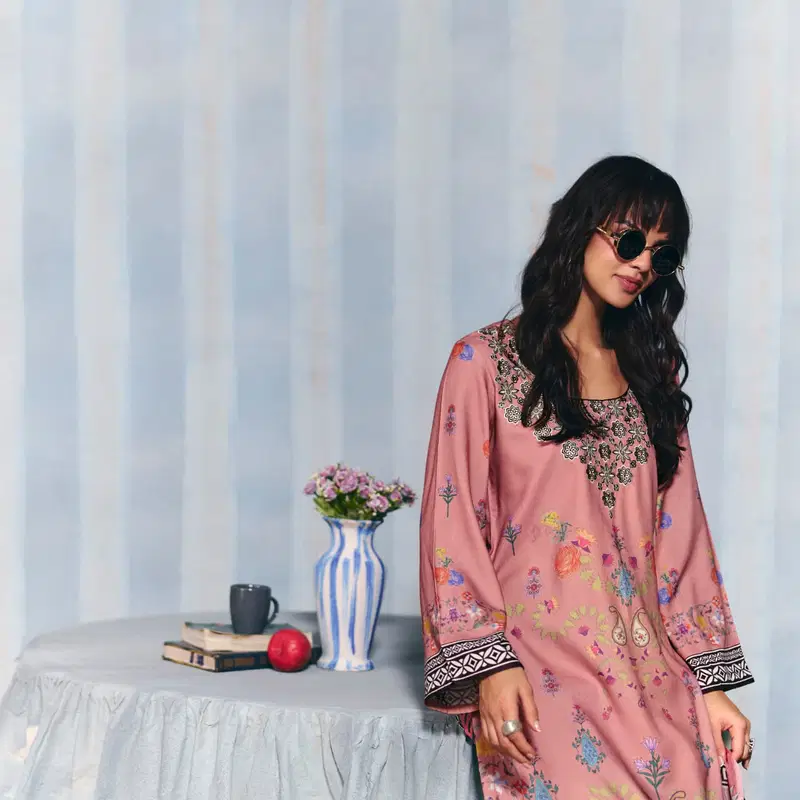 Kimora Sohni Helina Lawn Cotton Digital Print Embroidery Salwar Kameez
