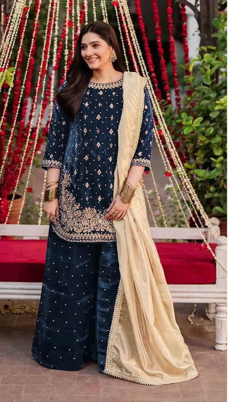 Bilqis B 256 A To D Readymade Jimmy Choo Embroidered Pakistani Salwar Kameez