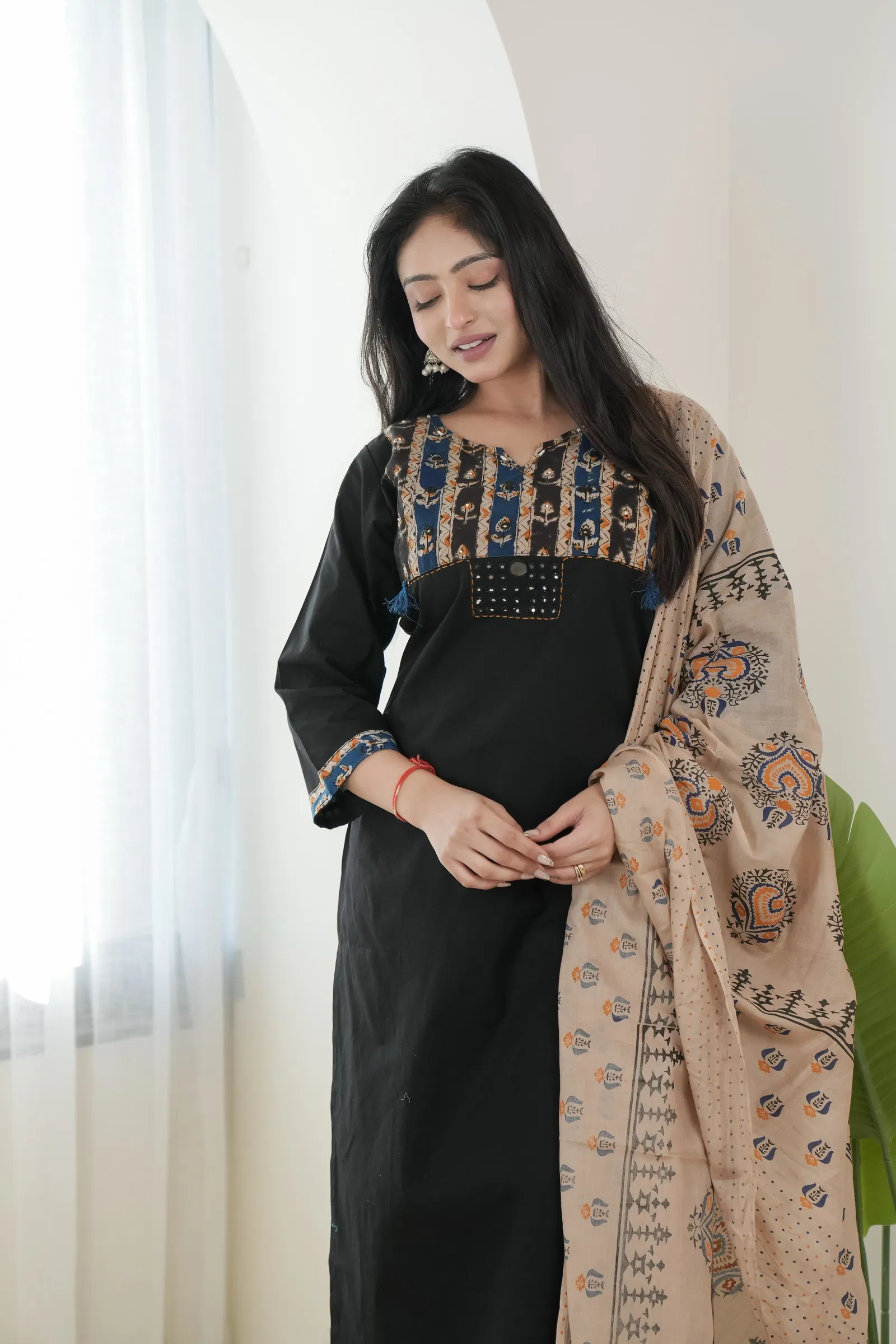 Naisha K 699 Dhabu Cotton Kalamkari Printed Kurti Pant And Dupatta