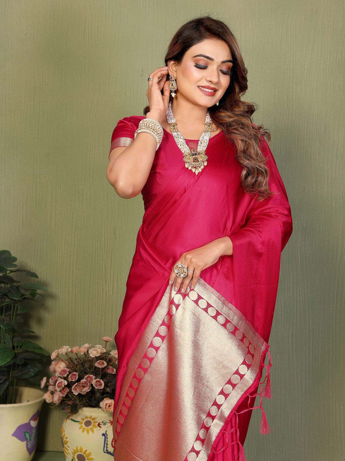Lekha Vc Swargini Satin Silk Hand Dyed Zari Weaving Pallu Saree