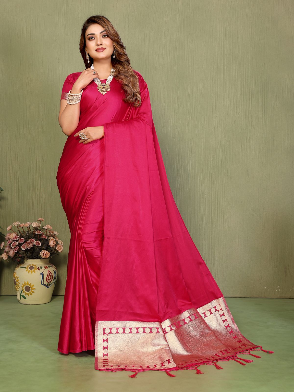 Lekha Vc Swargini Satin Silk Hand Dyed Zari Weaving Pallu Saree