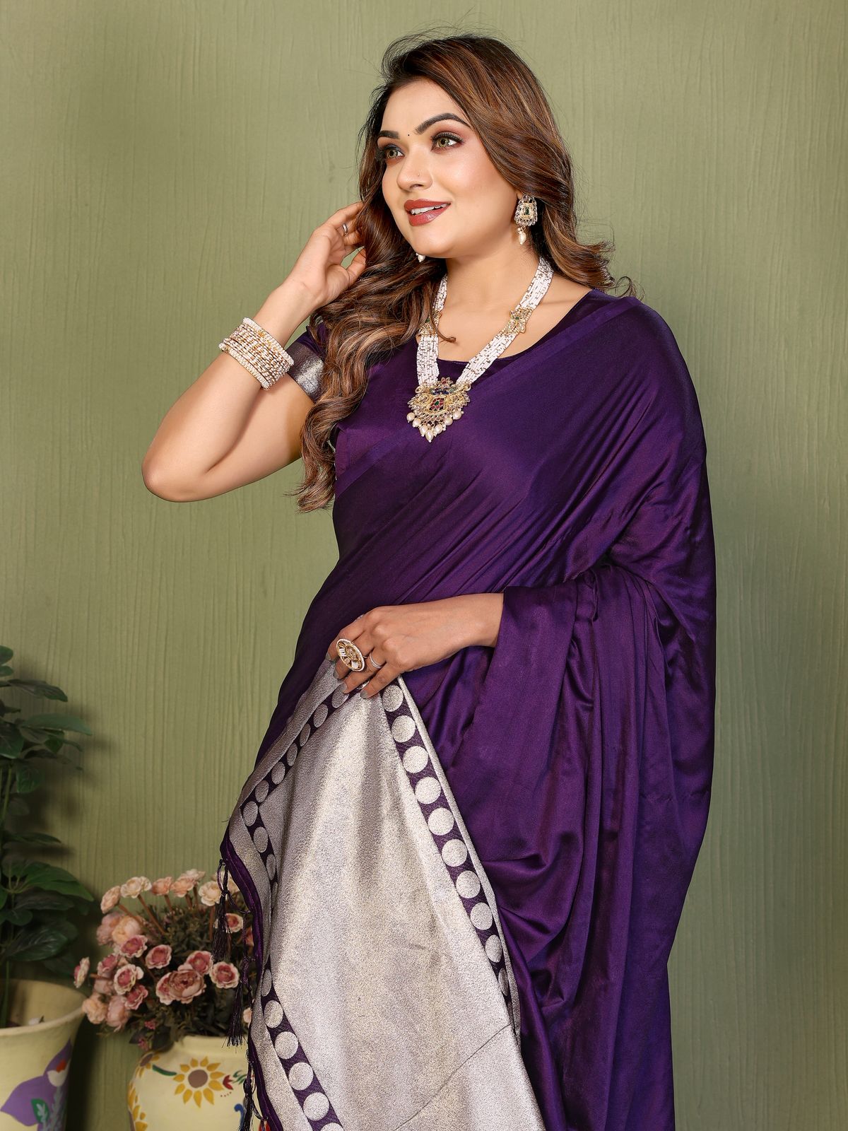 Lekha Vc Swargini Satin Silk Hand Dyed Zari Weaving Pallu Saree