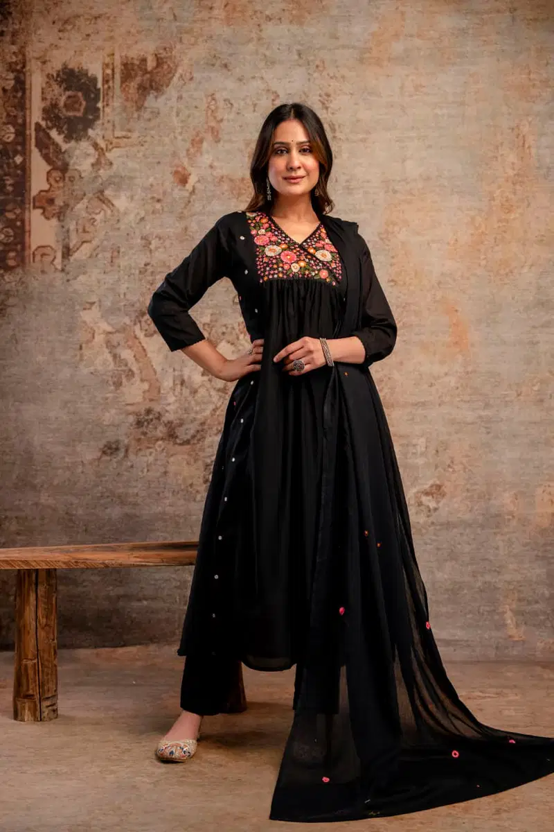 Naisha K 729 Mul Cotton Embroidered Work Kurti Pant And Dupatta Collection