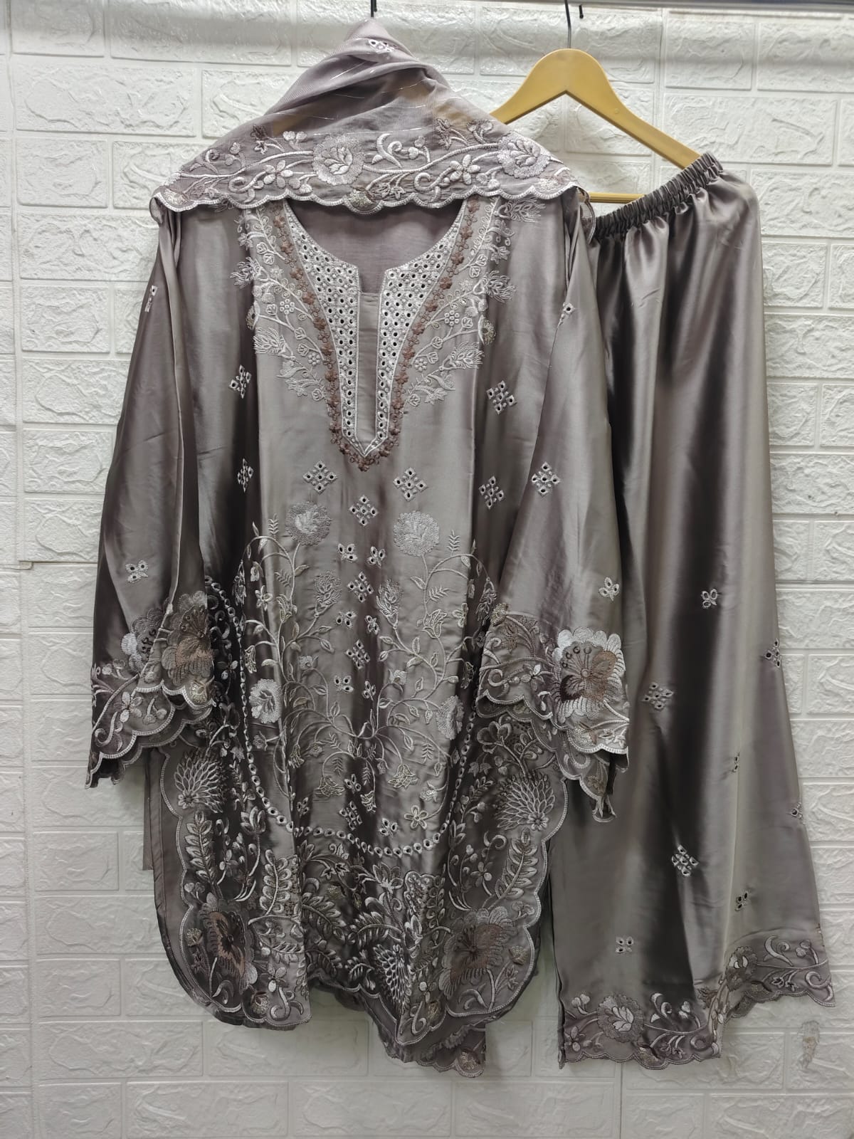 Luxury Pret 341 Viscose Silk Pakistani Readymade Collection