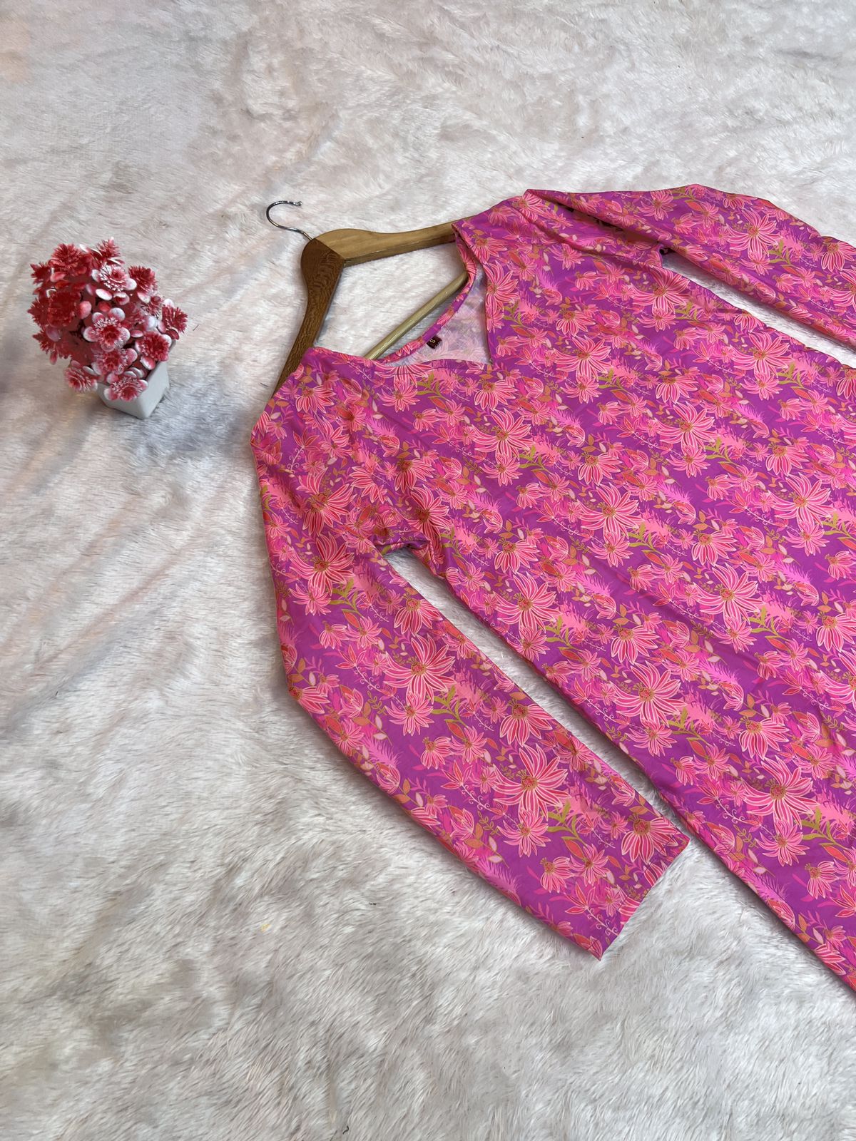Aawiya RJ 14 Muslin Digital Printed Tunic Style Top