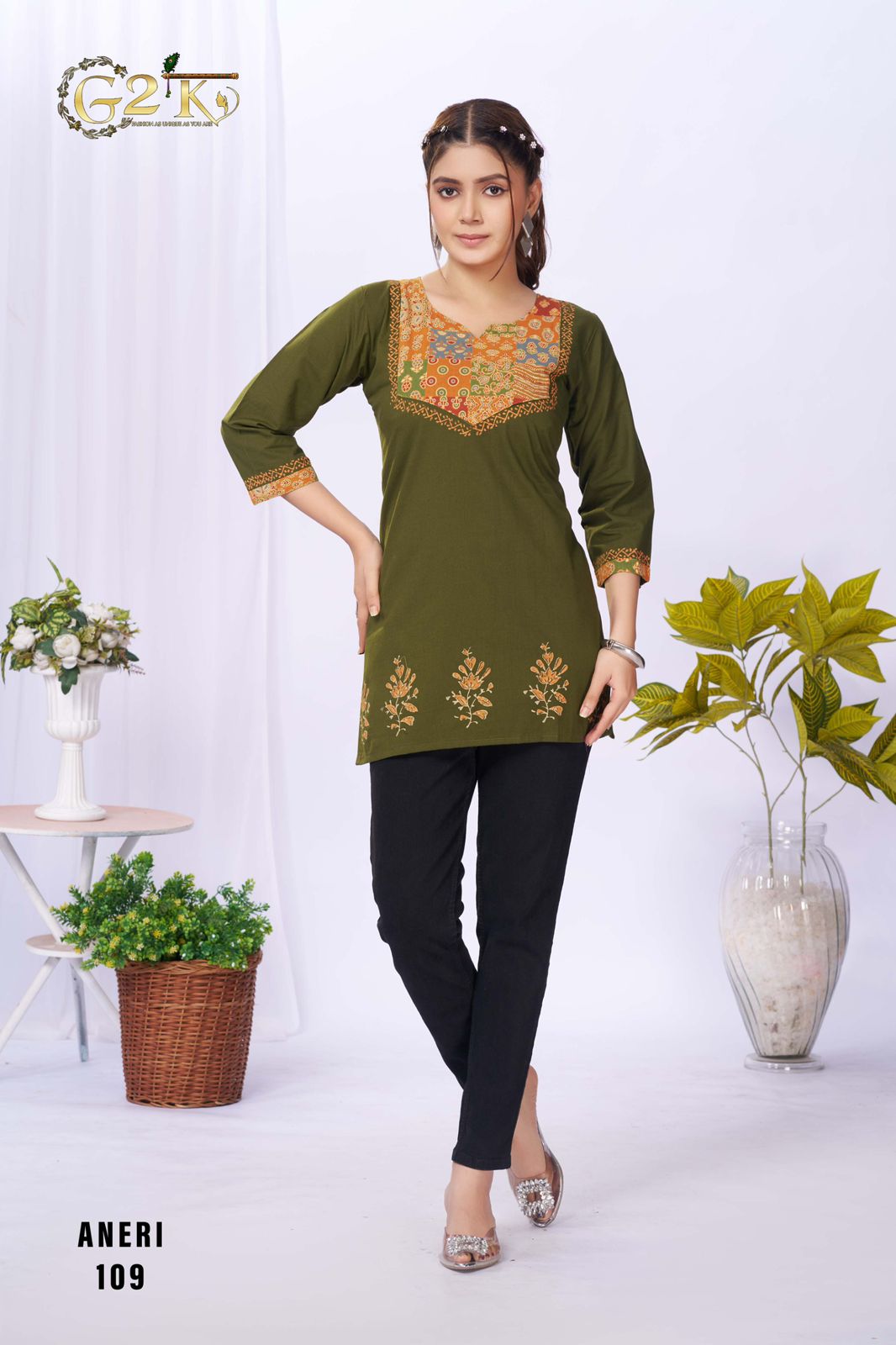 G2K Aneri Readymade Short Tunic Top