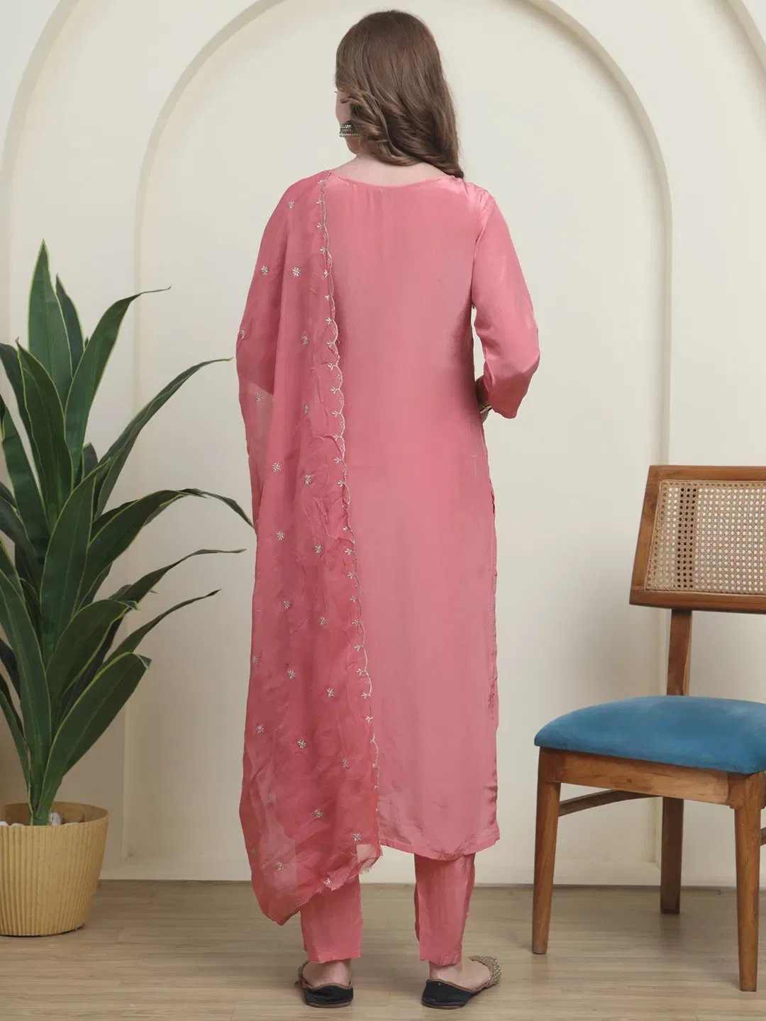 Hr R 1091 Jacquard Woven Work Kurti Set Collection