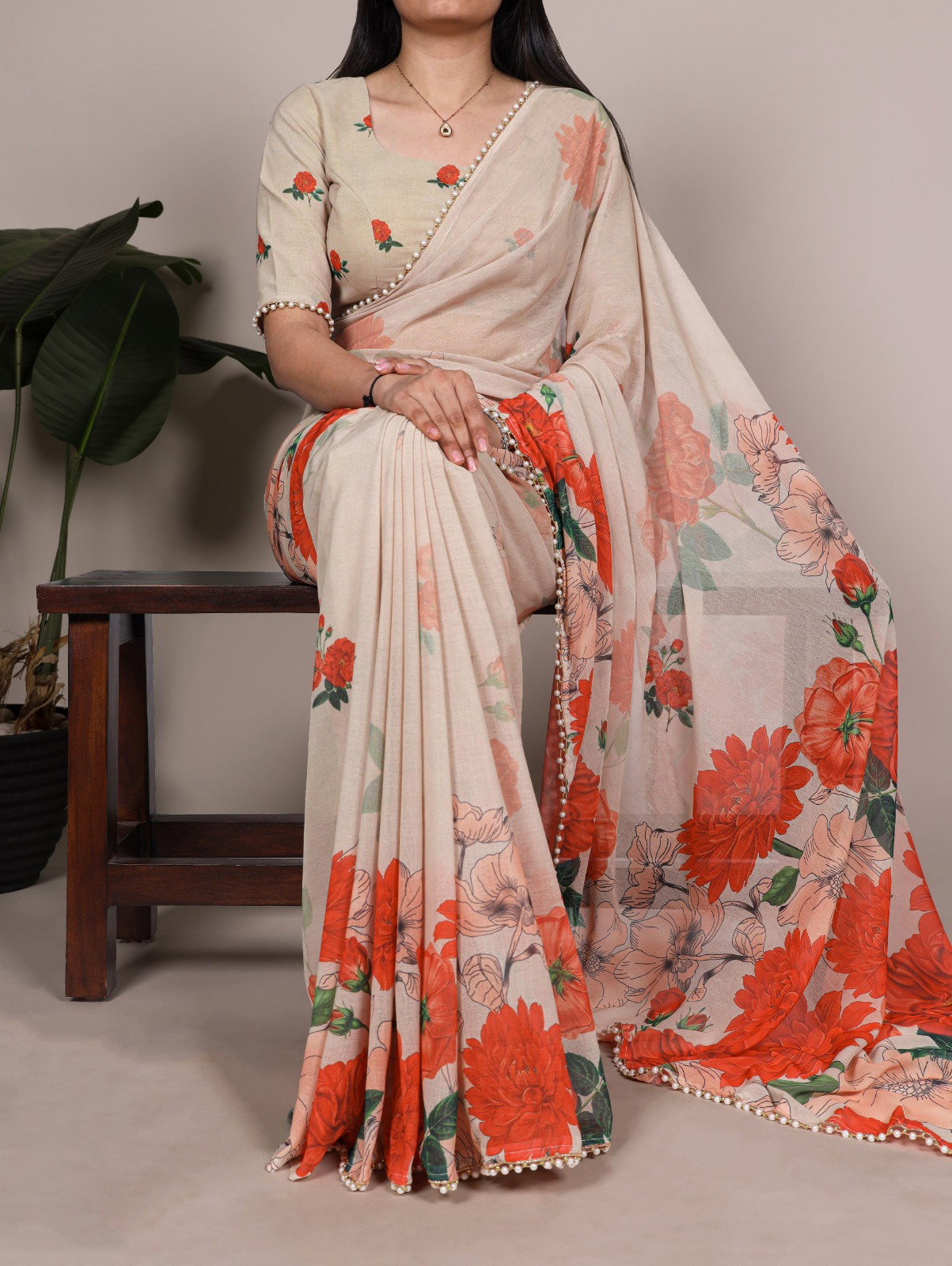 lekha Yf 7011 Weightless Marble Floral Printed Pearl Lace Border Saree