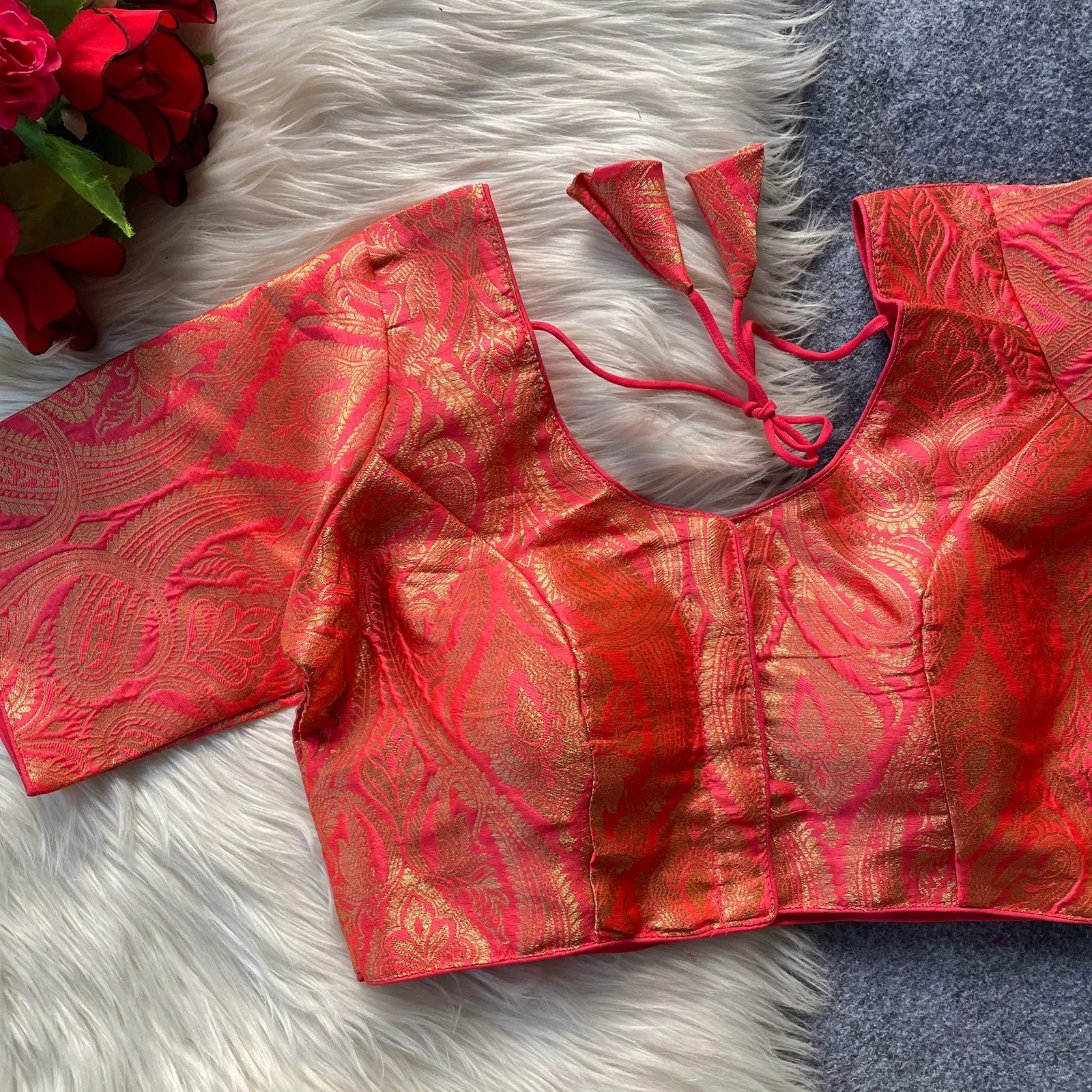 Ruh 1501 Pure Banarasi Silk With Golden Zari Blouse