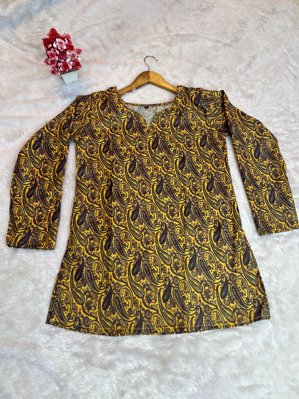 Aawiya RJ 20 Muslin Digital Printed Tunic Style Top