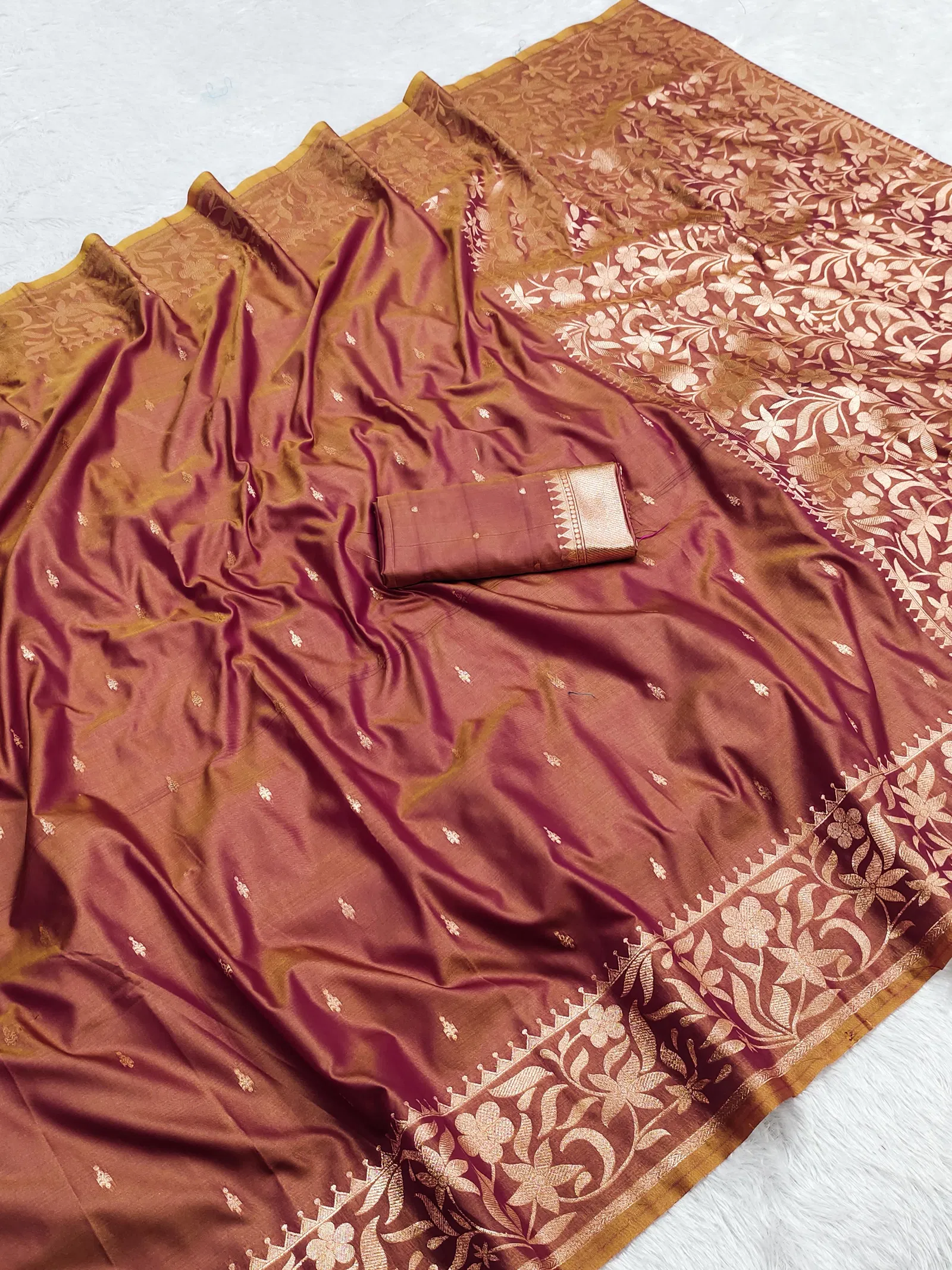 Mb 197 Pure Banarasi Silk Zari Weaving Saree collection