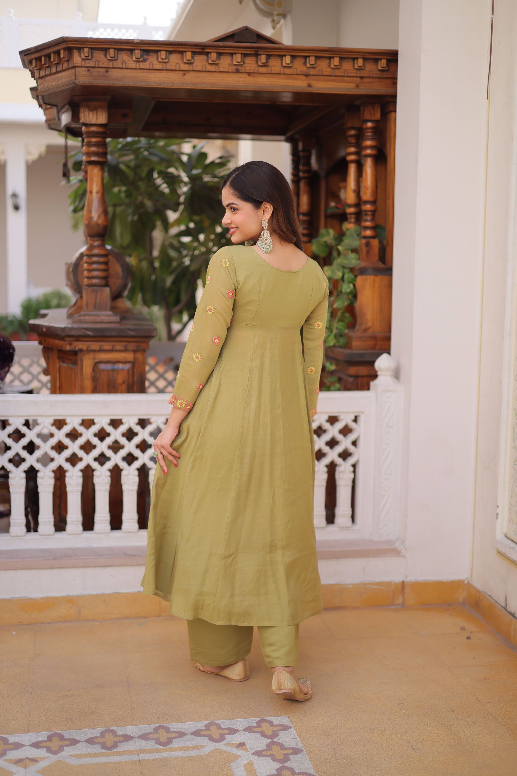 Lekha KA 1238 Mal Chanderi Embroidery Kurti With Pant