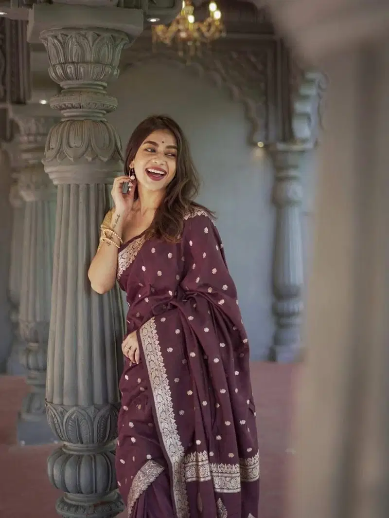 Soft Silk 6040 Linen Slab Weaving Worked Fancy Saree Collection