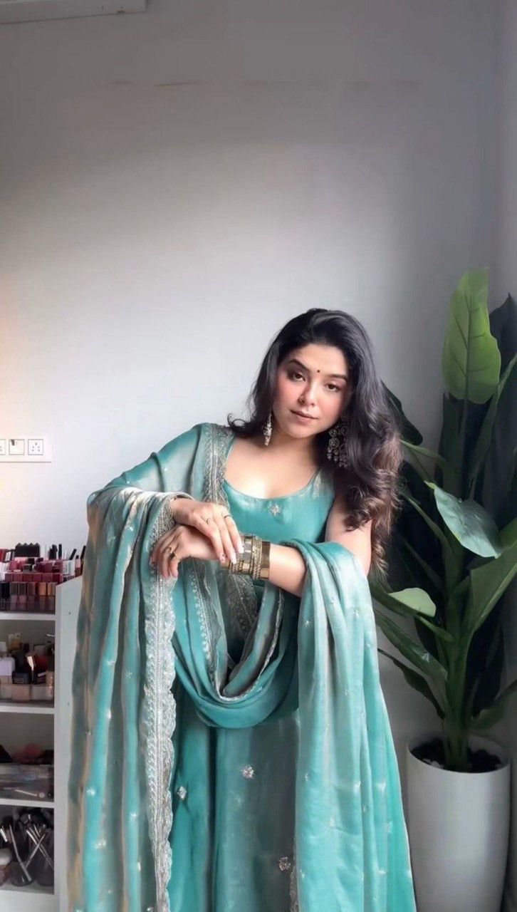 Glory 5838 Fandy Silk Gown With Pent And Dupatta