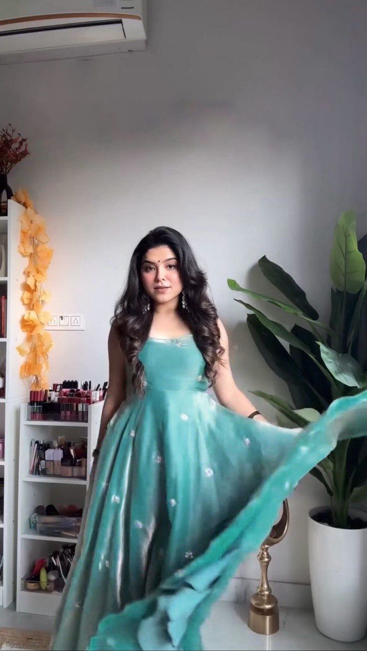 Glory 5838 Fandy Silk Gown With Pent And Dupatta