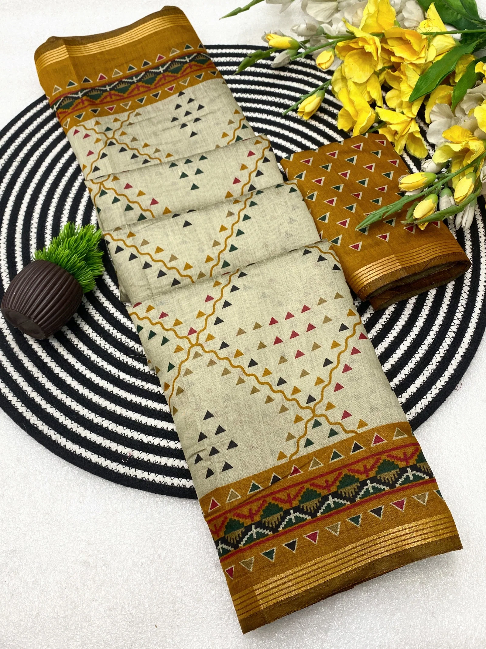 VLC MUL1006 Soft Mul Cotton Silk Ajarakh design and Pen Kalamkari Design Saree