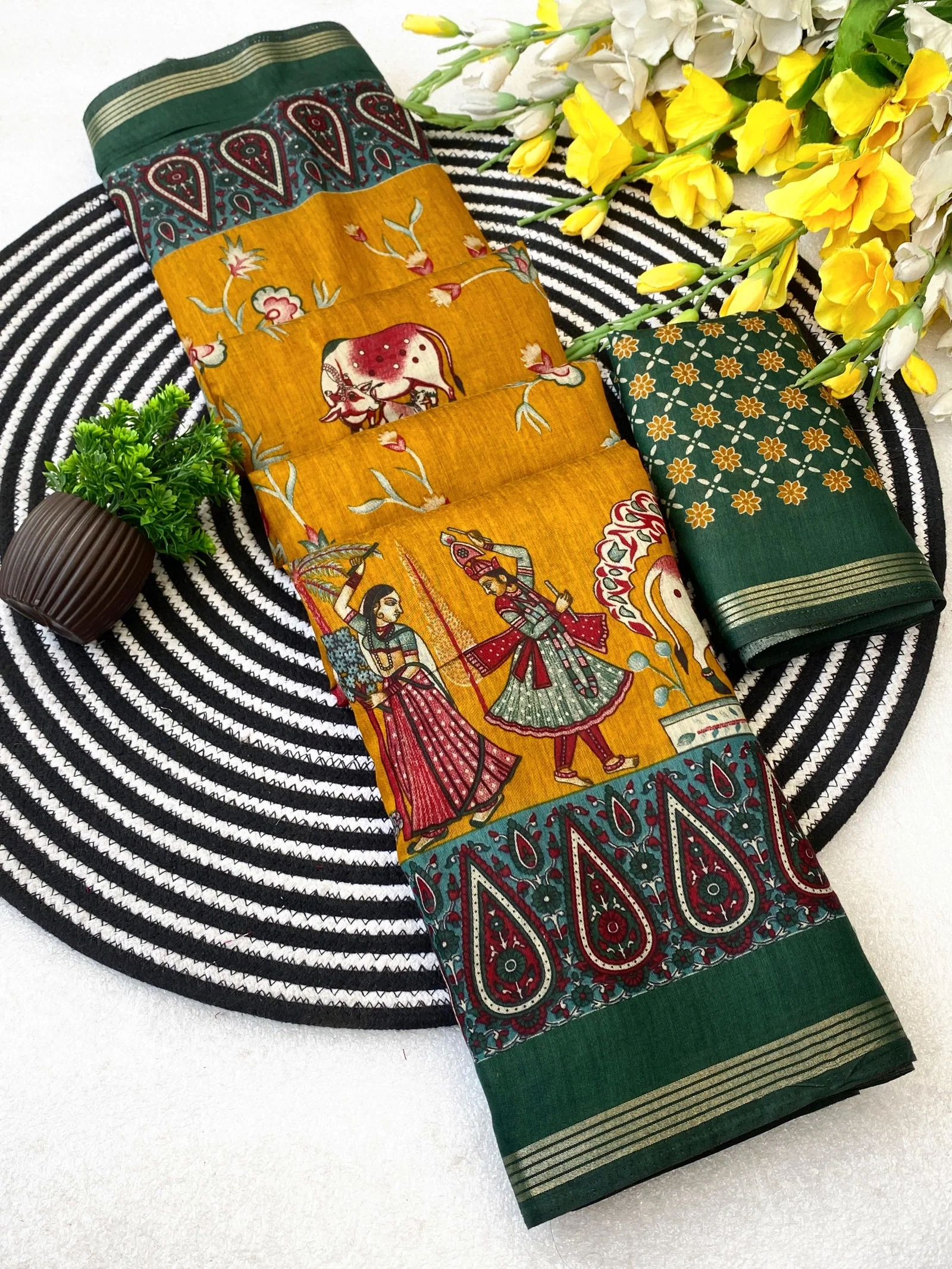 VLC MUL1010 Soft Mul Cotton Silk Ajarakh design and Pen Kalamkari Design Saree