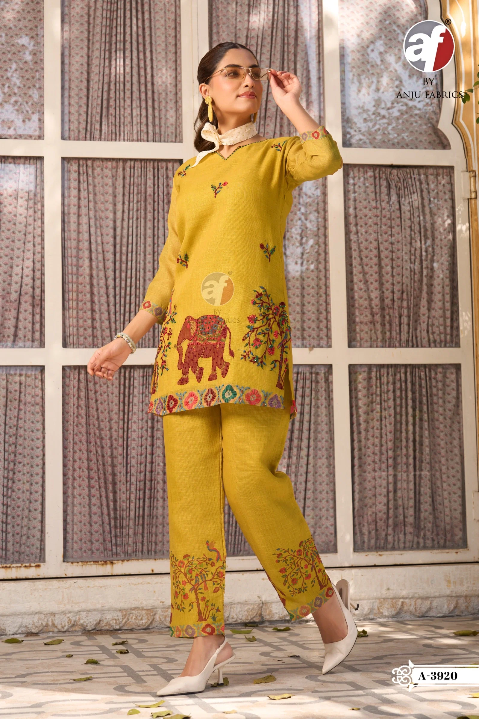 AF 3921 Khadi Linen Figure Print With Knote Work Top With Bottom