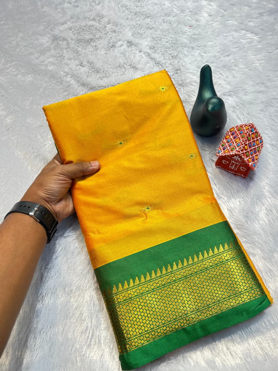 VLC Seema Pure Mercerised Soft Silk in Exclusive Border Design Saree
