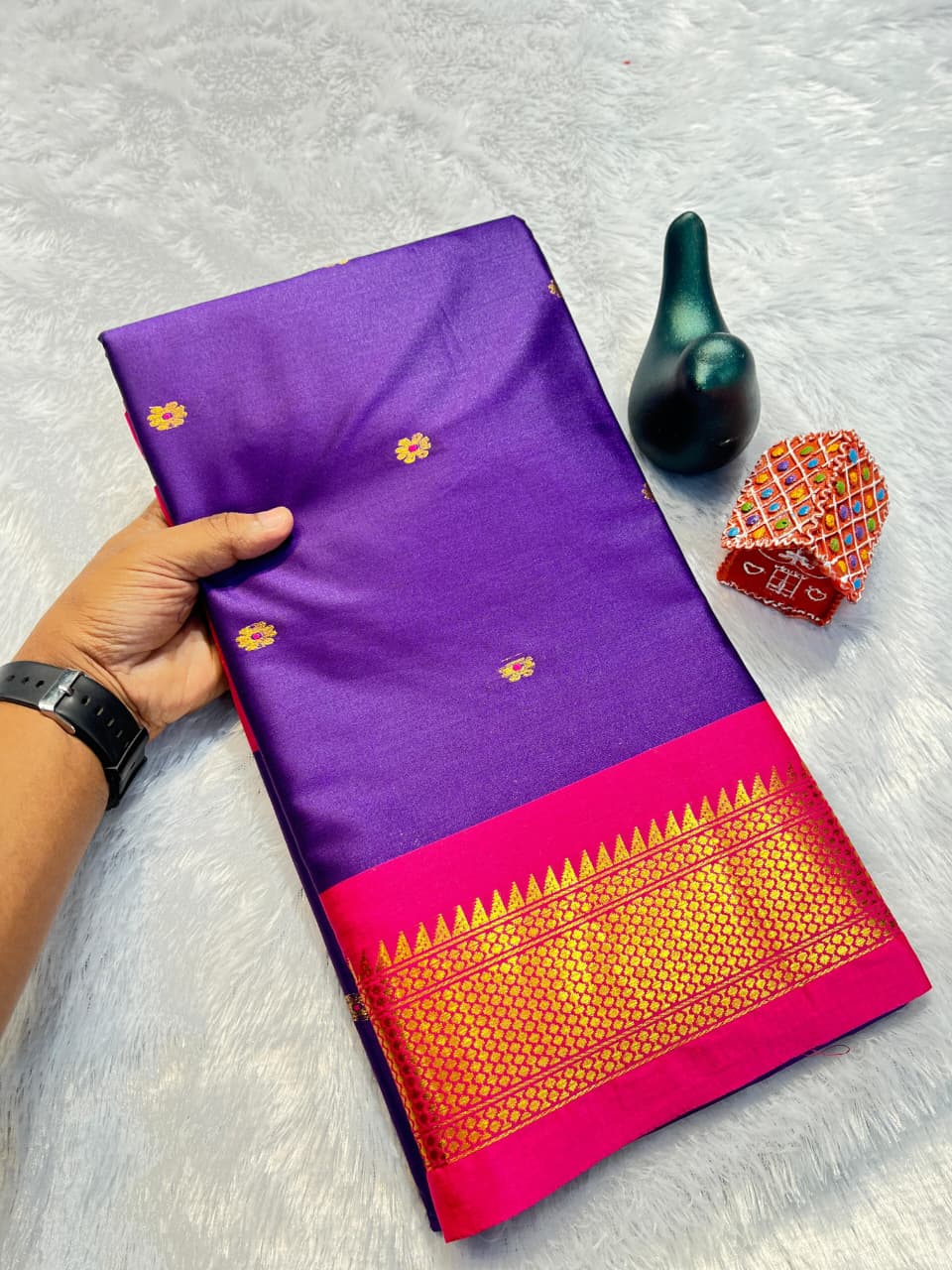 VLC Seema Pure Mercerised Soft Silk in Exclusive Border Design Saree