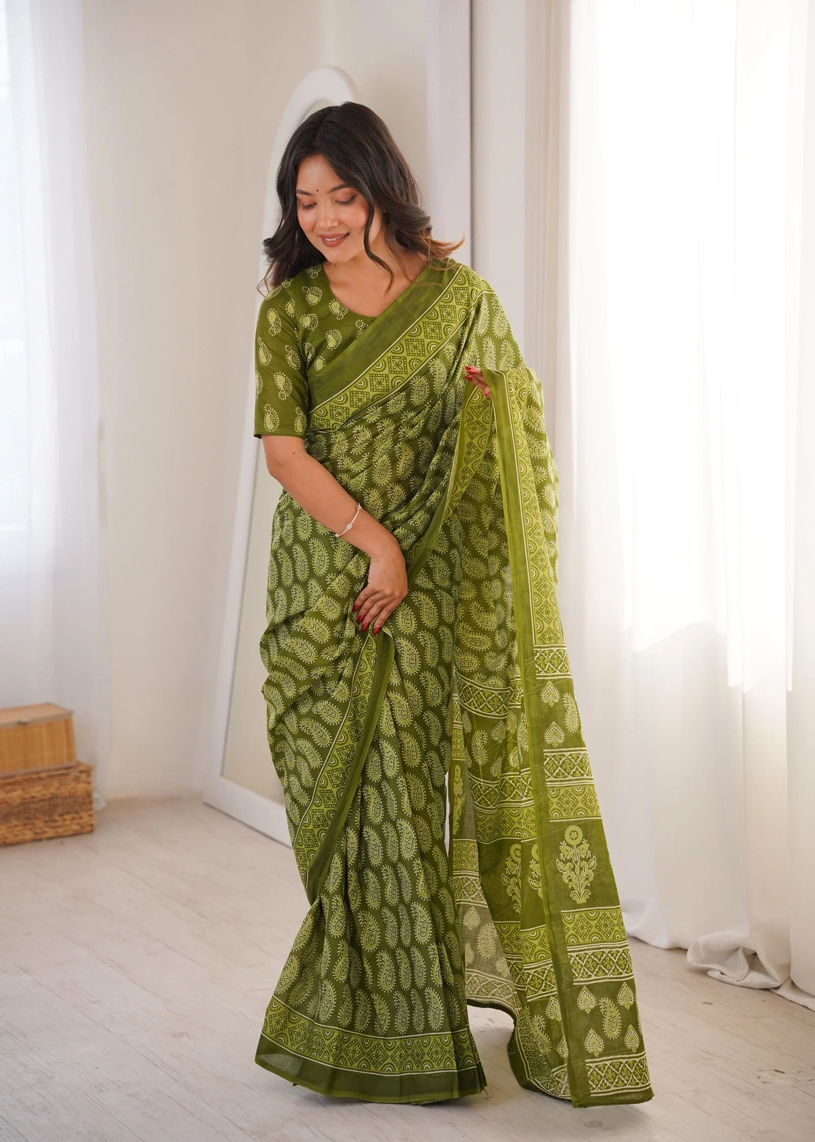 Sm Yami 33 Soft Pure Cotton Celebrity Look Hand Block Printd Sarees