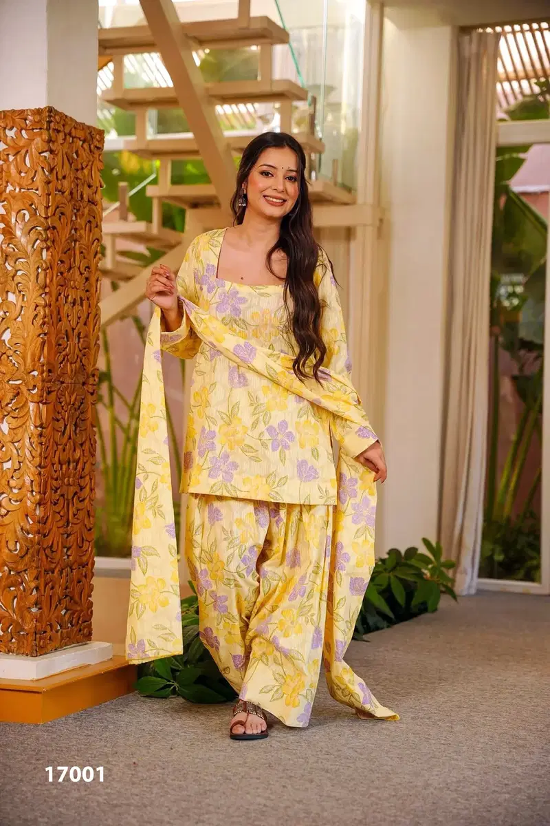 Clora Vol 17 Cambric Cotton Digital Printed Kurti With Bottom Dupatta