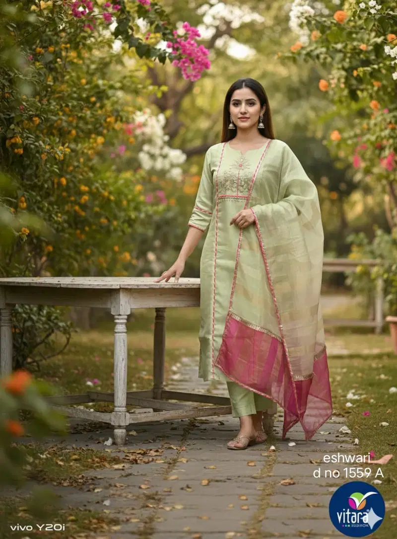 Vitara Eshwari Shimmer Embroidered Kurti With Bottom Dupatta