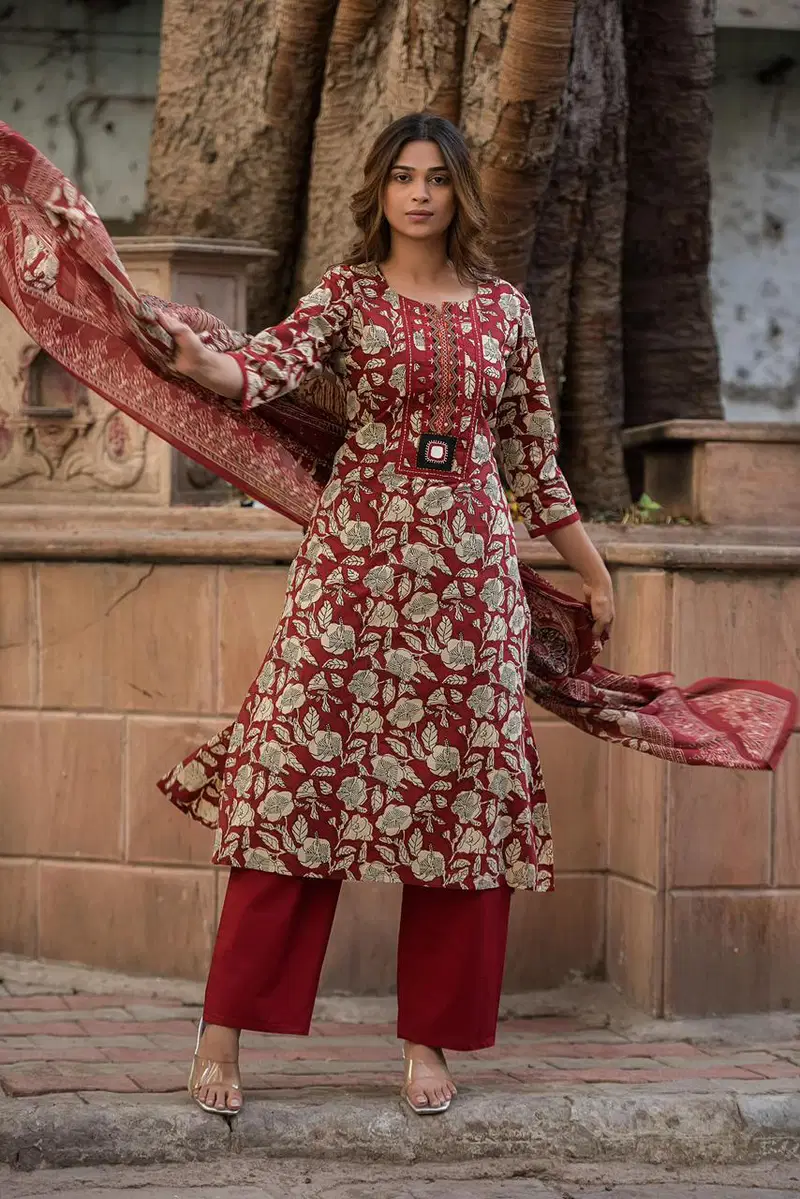 Naisha K 839 Cotton Dhabu Printed Kurti With Bottom Dupatta