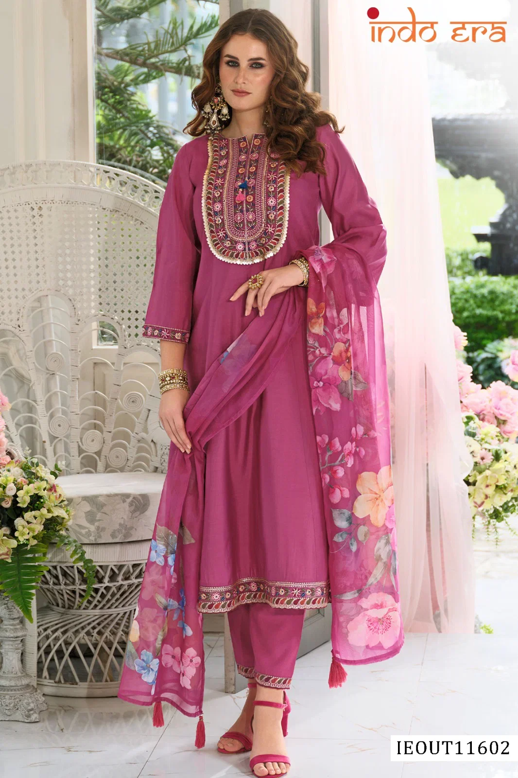 Indo Era 2639 Cotton Blend Floral Embroidered Kurti Pant With Dupatta