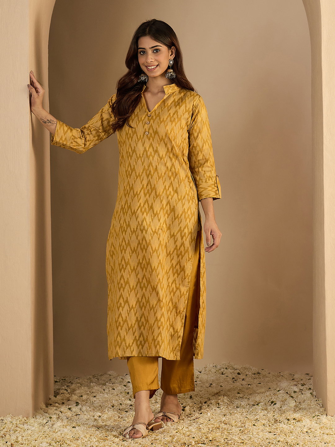 VP 9761 Cotton Silk Woven Straight Kurta Pant Set
