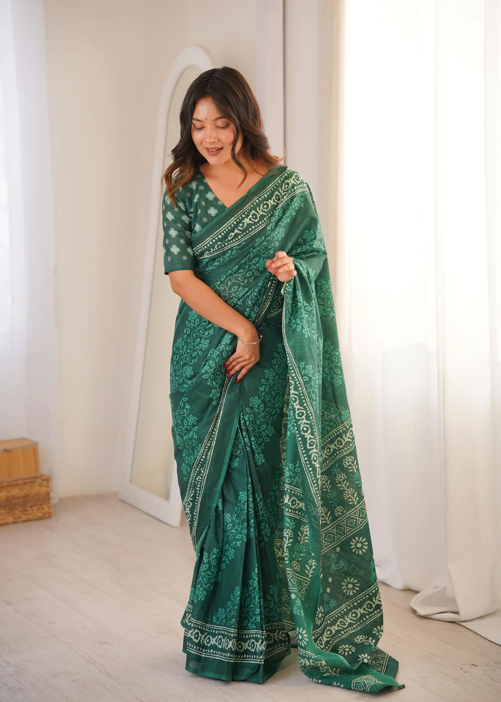 Sm yami 53 Soft Pure Cotton Celebrity Look Hand Block Printd Sarees