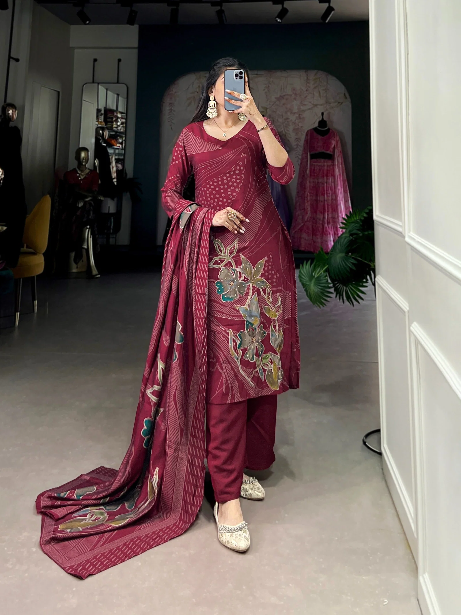 Lekha YF 3301 Roman Silk Foral Printed Kurti With Bottom Dupatta