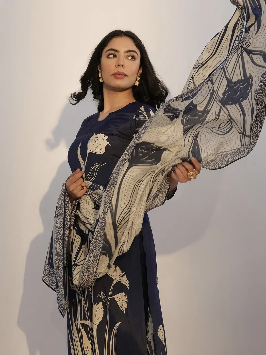 Devriya Black Color Soft Aasam Printed Kurti And Pant Dupatta