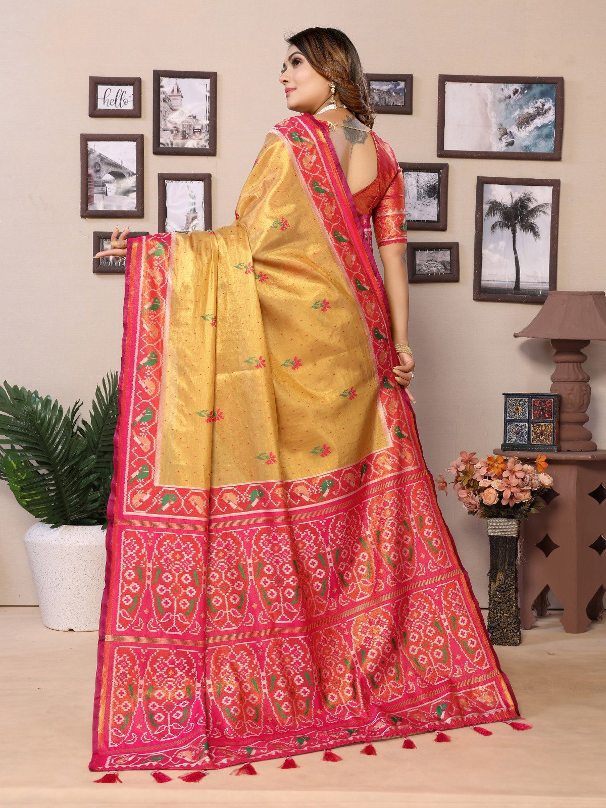 Lekha Vc Surekha Banarasi Tissue Silk All Over Weaving Buttie Saree