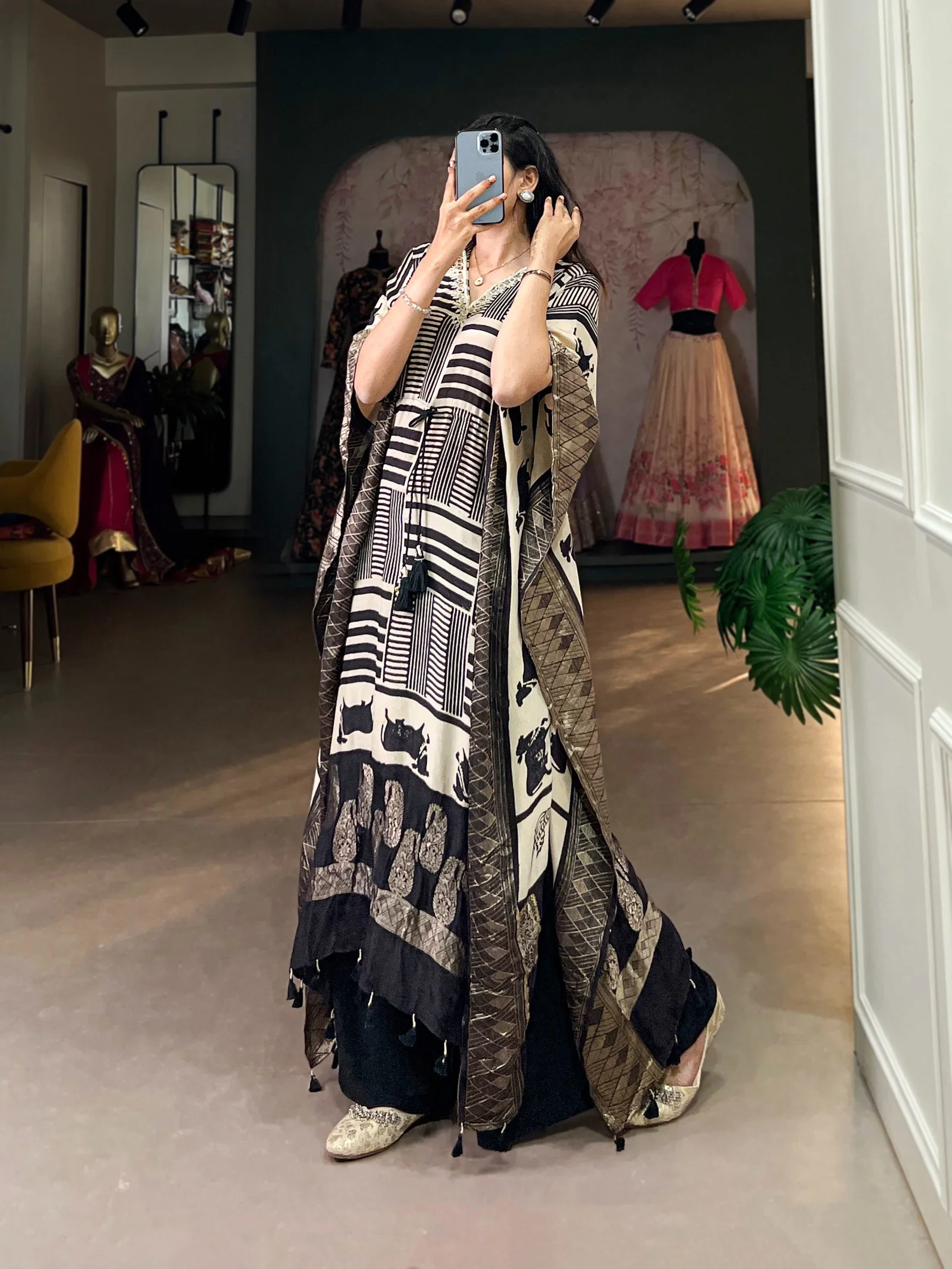 Lekha YF 3023 Pure Viscose Zari Border Kaftan Collection