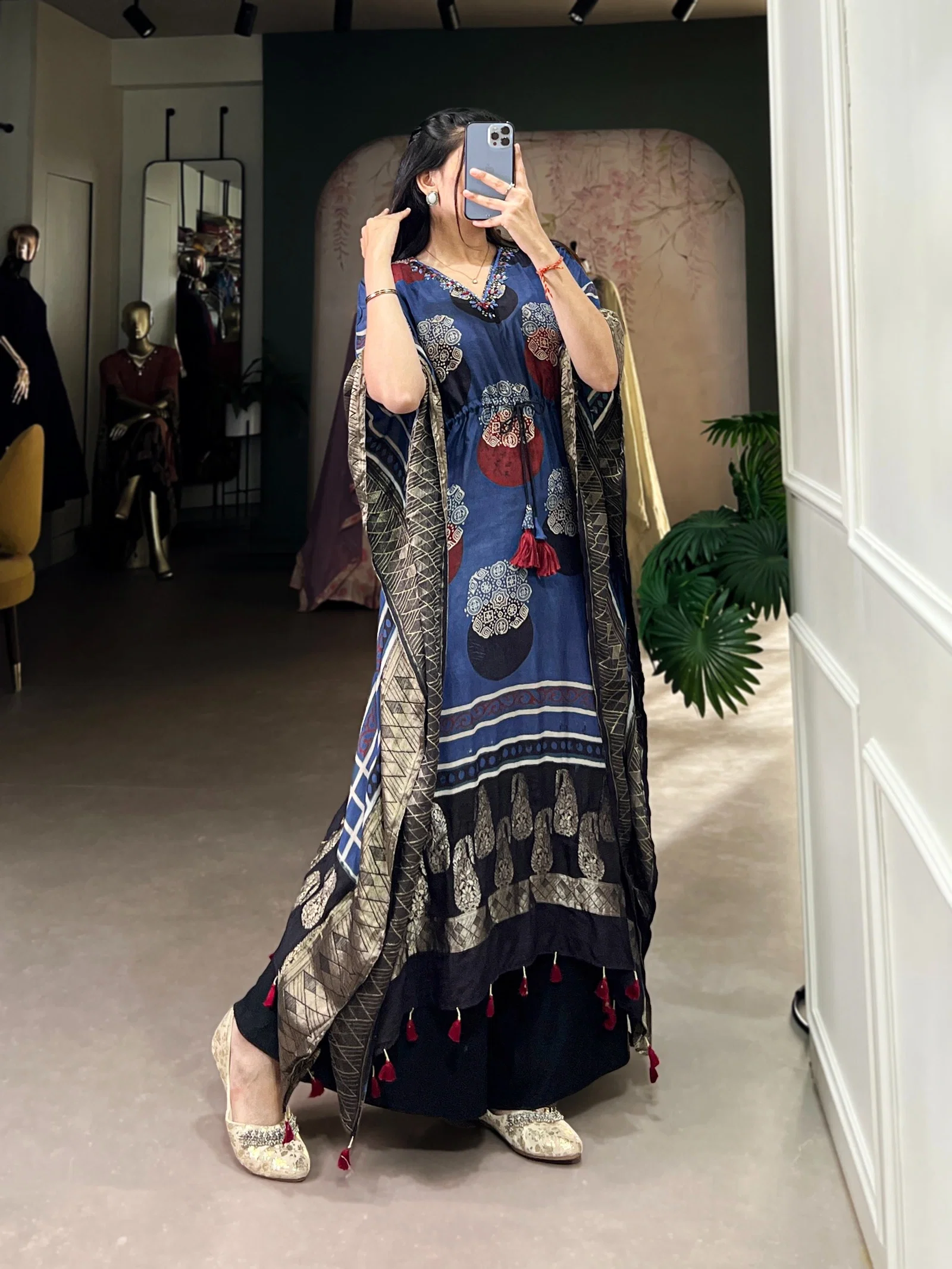 Lekha YF 3023 Pure Viscose Zari Border Kaftan Collection