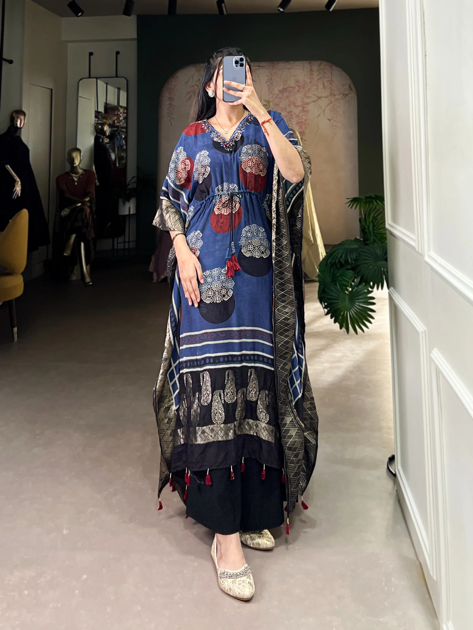 Lekha YF 3023 Pure Viscose Zari Border Kaftan Collection