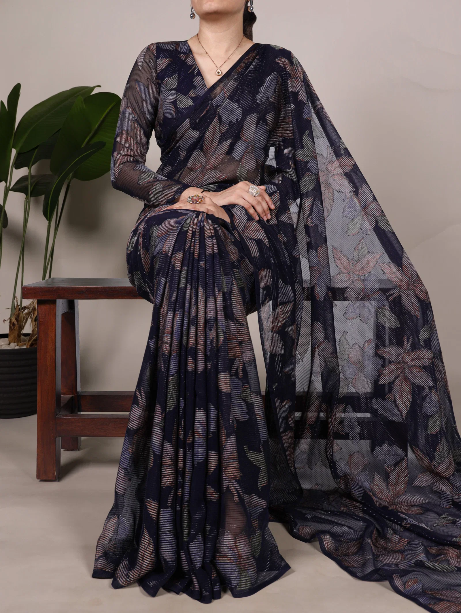 Taraa L 7052 Lurex Brasso Floral Viscose Saree Collection