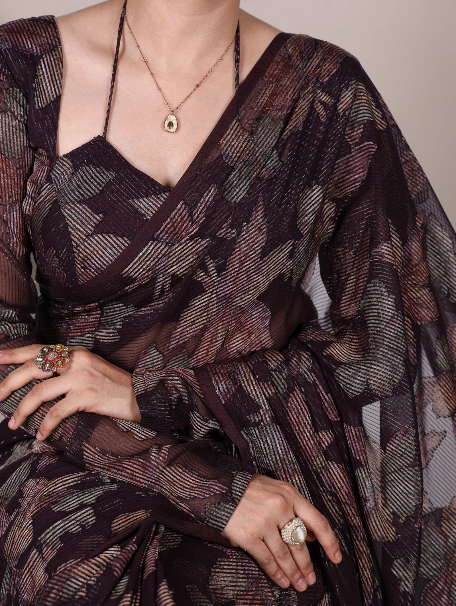 Taraa L 7052 Lurex Brasso Floral Viscose Saree Collection
