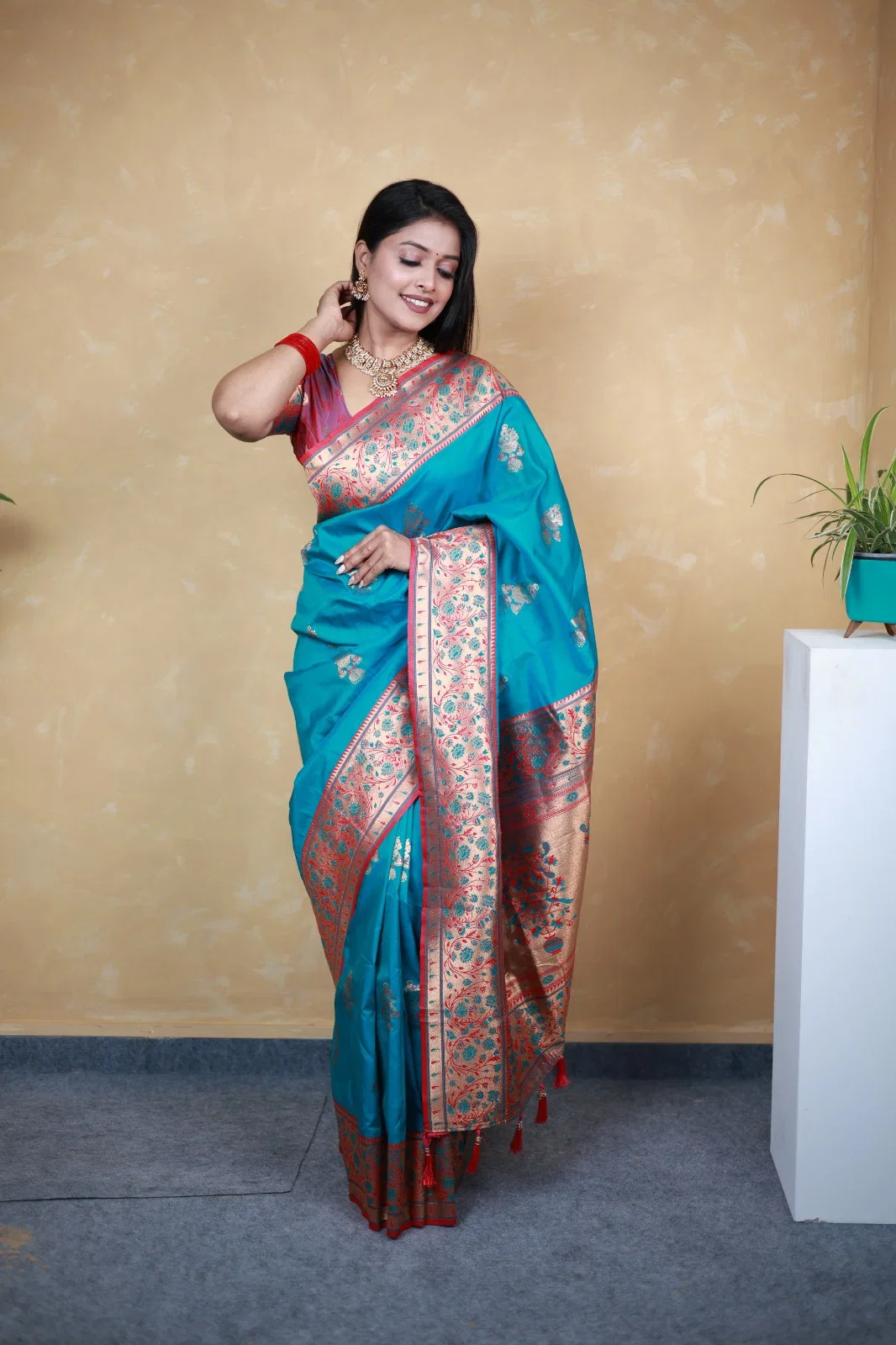 Mb 28 Soft Paithani Silk Zari Weaving Saree Collection
