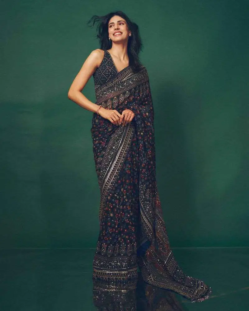 Kc 2104 Pure Georgette Sequence And Diamond Worked Saree Collection