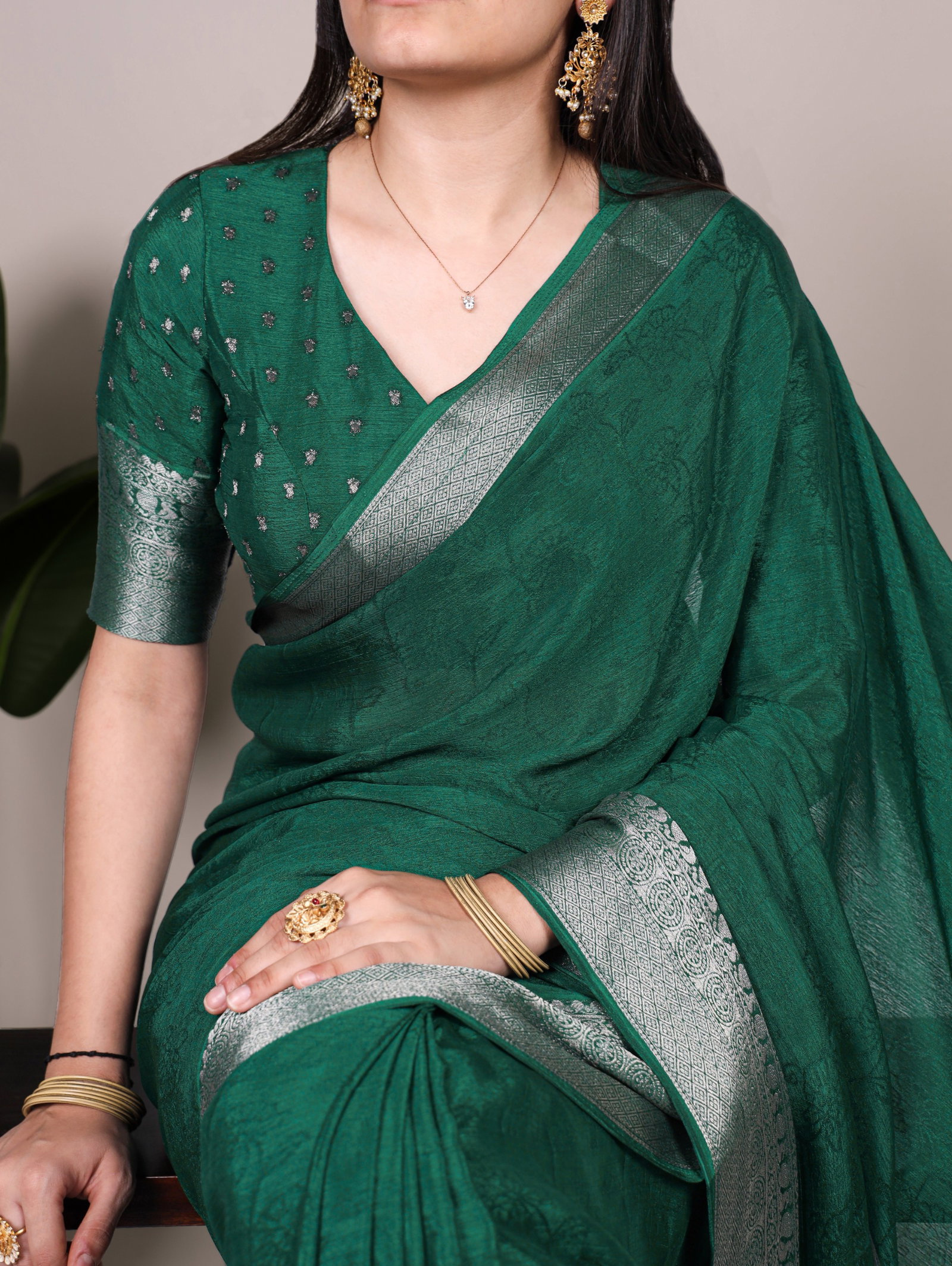 Taraa L 7916 Chinon Zari Weaving Traditional Wear Saree Collection