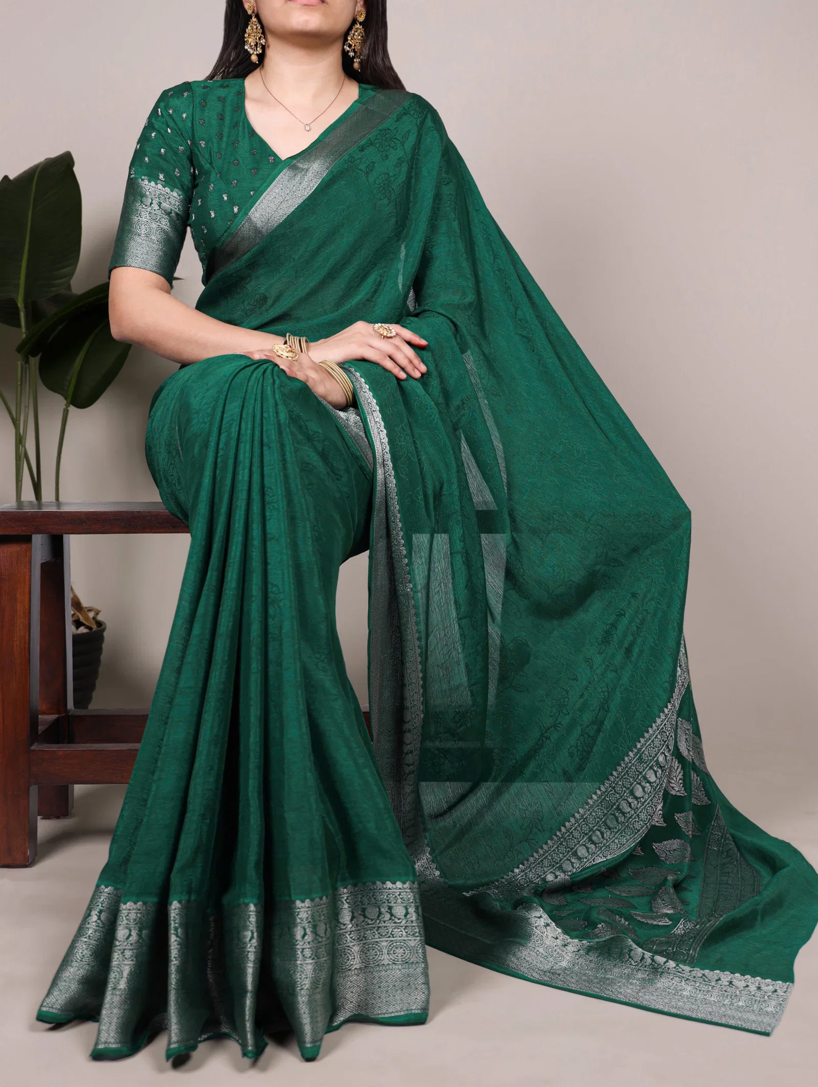 Taraa L 7916 Chinon Zari Weaving Traditional Wear Saree Collection