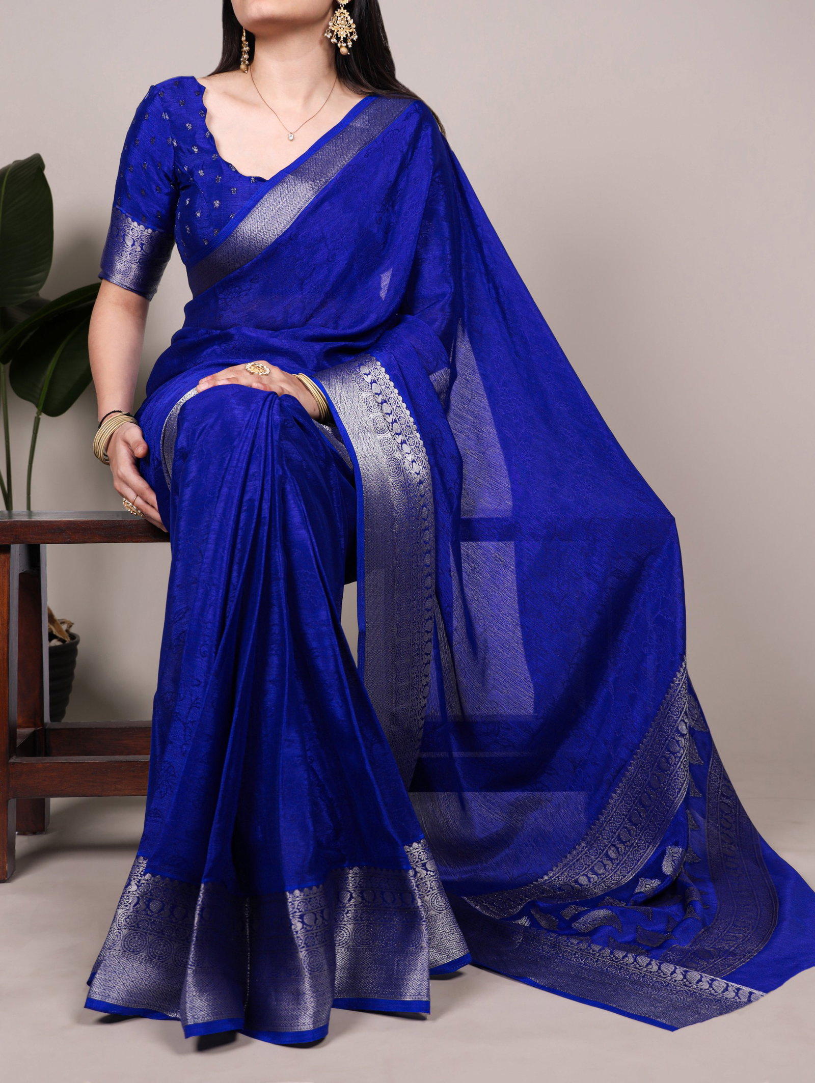 Taraa L 7916 Chinon Zari Weaving Traditional Wear Saree Collection
