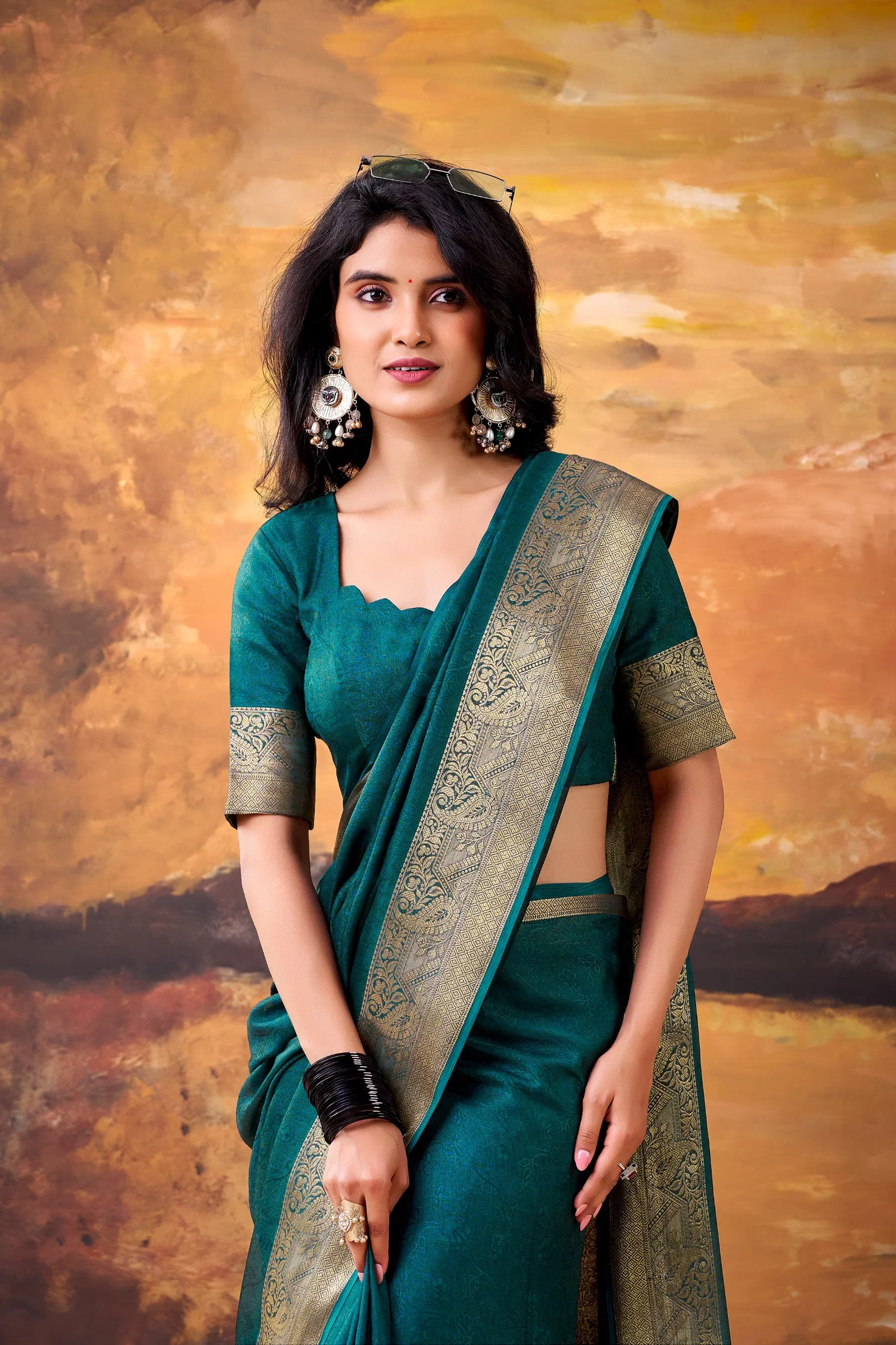 Taraa L 7908 Mass Mello Zari Weaving Saree Collection