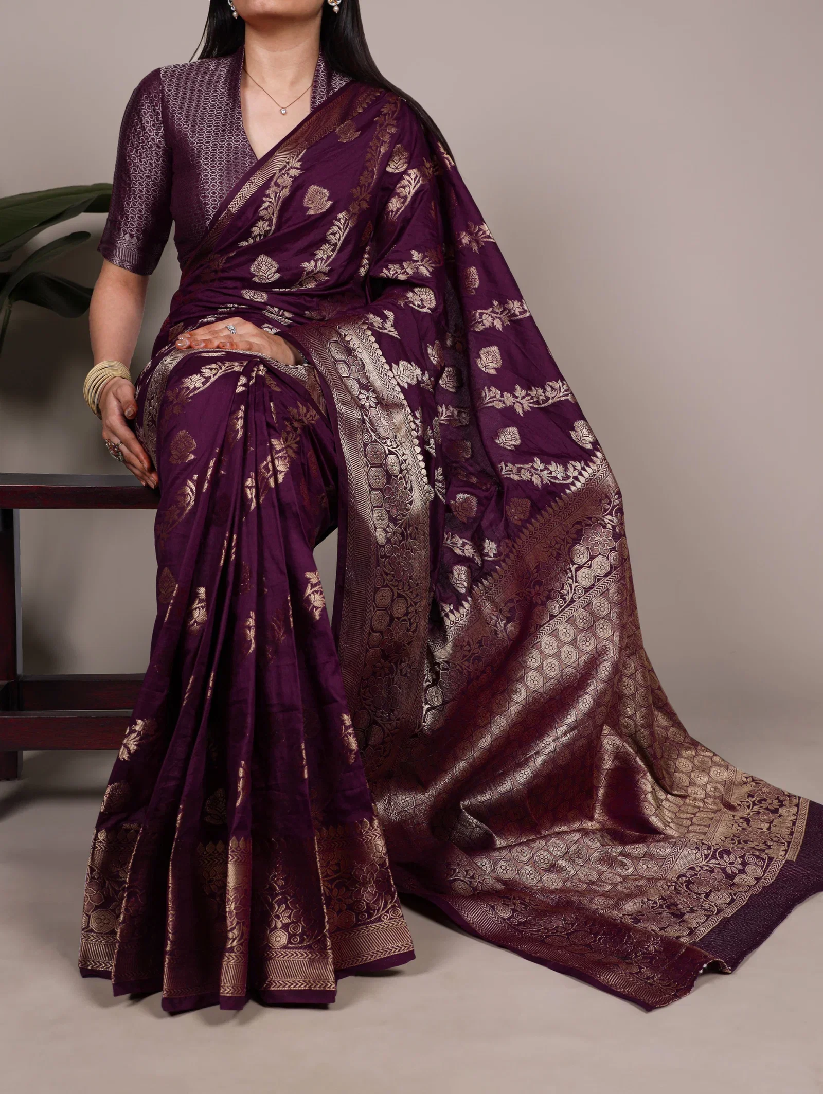 Taraa L 7914 Naylon Weaving Work Festival Wear Saree