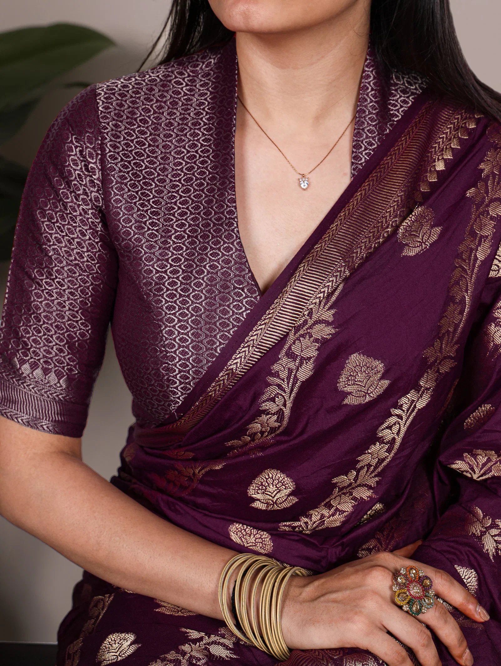 Taraa L 7914 Naylon Weaving Work Festival Wear Saree