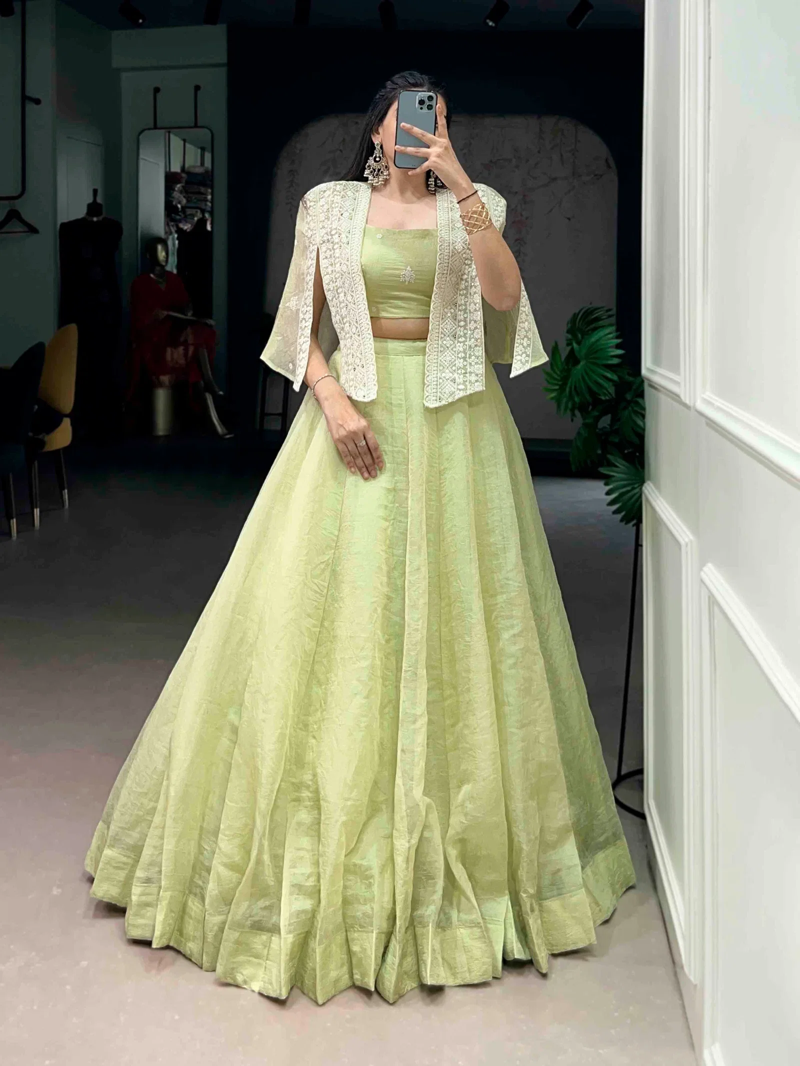 Taraa L 1119 Allnen Crush Embroidery Indo Western Collection