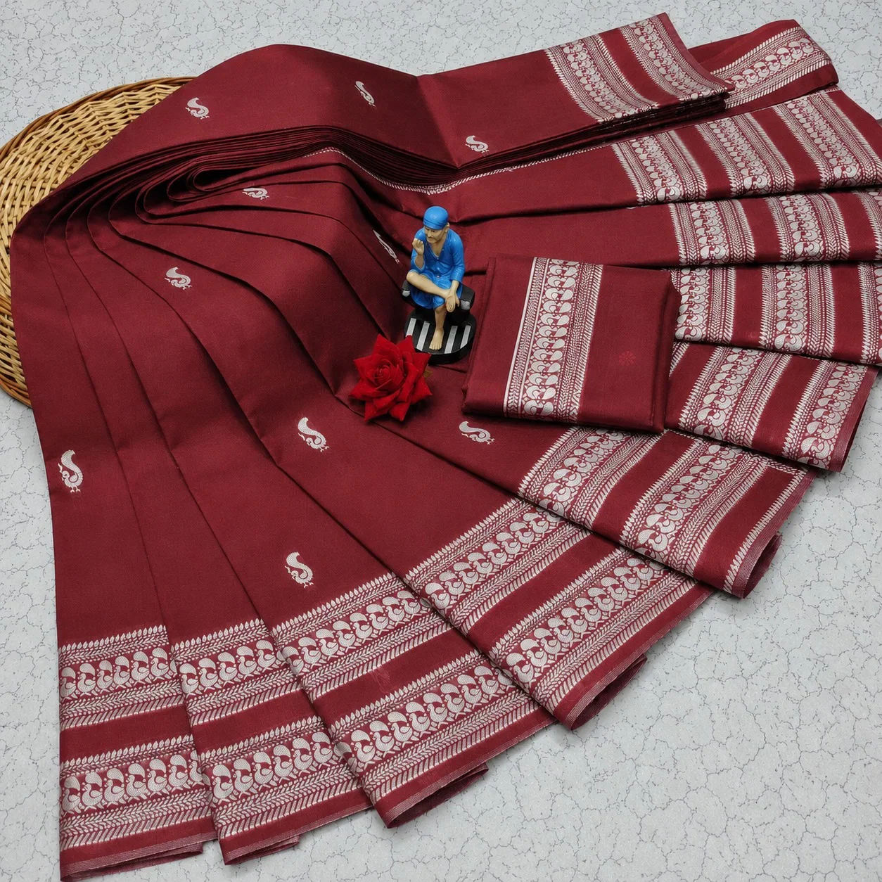 Aab Maharaja Soft Silk Jacquard Work Saree Collection