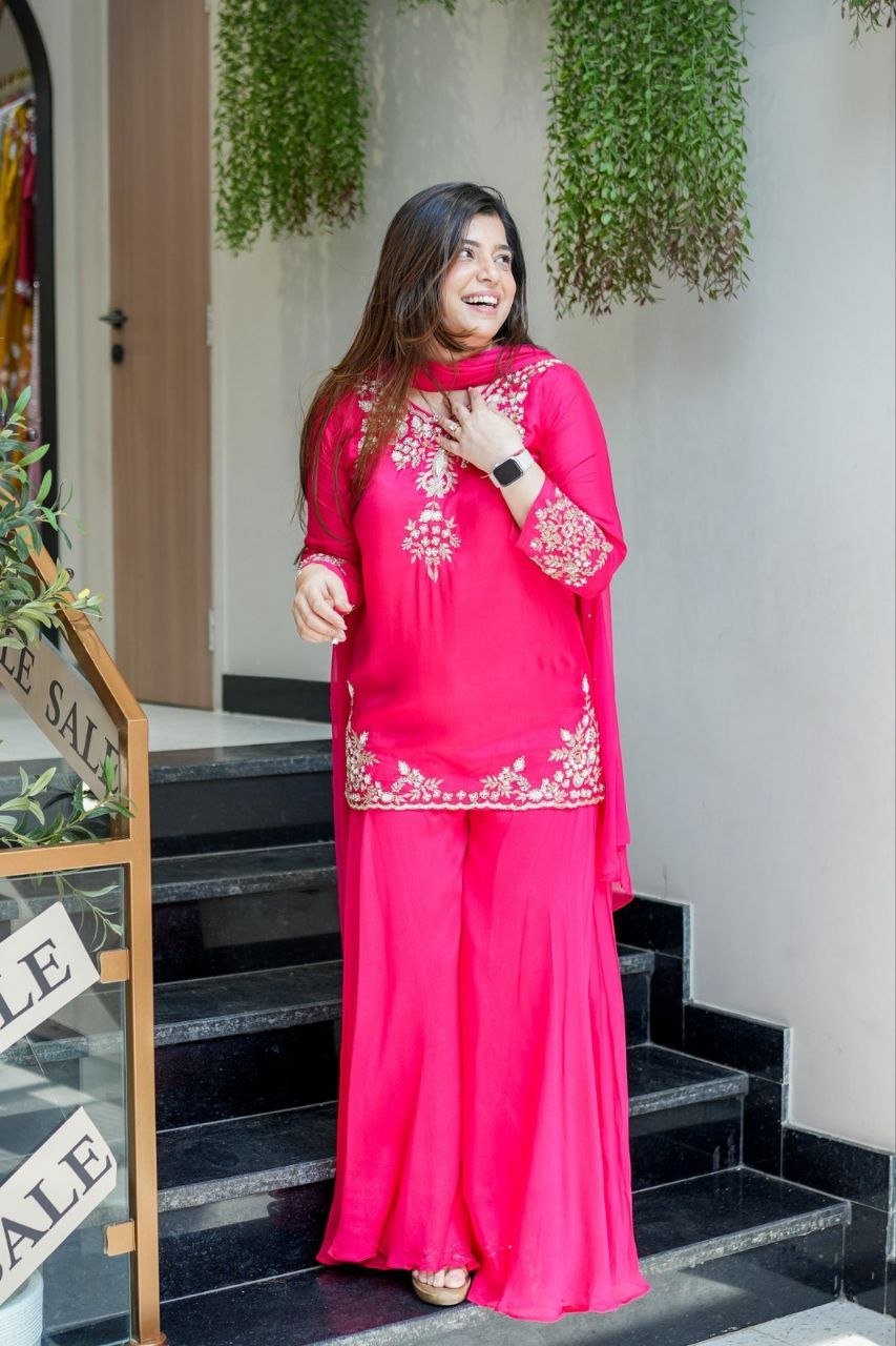 Yd 067 Crepe Embroidery Worked Party Wear Salwar Suit Collection